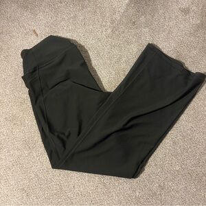 Old Navy Active High-Rise Slim Boot-Cut Leggings